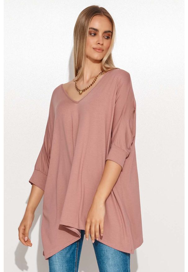 Makadamia - Asymetryczna Bluzka o Kroju Oversize - Różowa. Kolor: różowy. Materiał: elastan, wiskoza