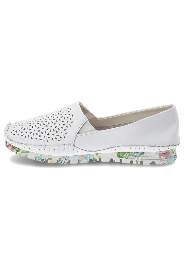 Białe Półbuty Artiker Wygodne Ażurowe Obuwie Damskie. Kolor: biały. Materiał: skóra. Wzór: ażurowy