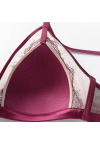 Intica - Komplet bielizny z koronką i figami regulowane ramiączka Agripina. Kolor: beżowy. Materiał: koronka. Wzór: koronka #5