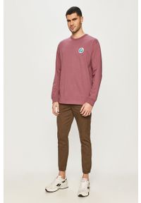 Vans - Longsleeve. Okazja: na co dzień. Kolor: fioletowy. Materiał: bawełna, dzianina. Długość rękawa: długi rękaw. Wzór: nadruk. Styl: casual #4