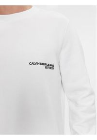 Calvin Klein Jeans Bluza Spray J30J324625 Biały Regular Fit. Kolor: biały. Materiał: bawełna