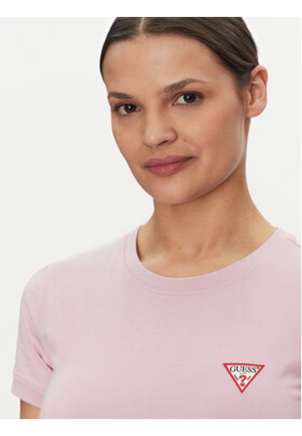 Guess T-Shirt W2YI44 J1314 Różowy Slim Fit. Kolor: różowy. Materiał: bawełna