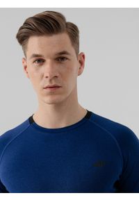 4f - Longsleeve treningowy slim szybkoschący męski. Kolor: niebieski. Materiał: dzianina, materiał. Długość rękawa: długi rękaw