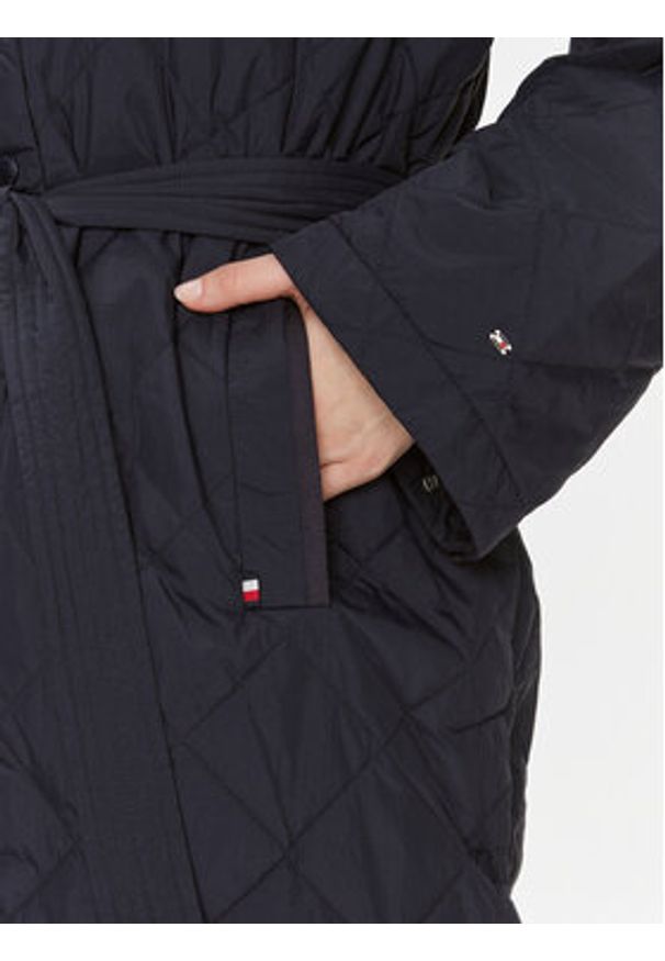 TOMMY HILFIGER - Tommy Hilfiger Kurtka przejściowa WW0WW40469 Granatowy Relaxed Fit. Kolor: niebieski. Materiał: syntetyk