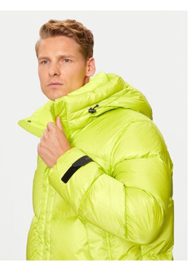 Woolrich Kurtka puchowa CFWOOU0968MRUT3664 Zielony Regular Fit. Kolor: zielony. Materiał: syntetyk