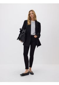 Reserved - Jeansy slim mid rise - czarny. Kolor: czarny