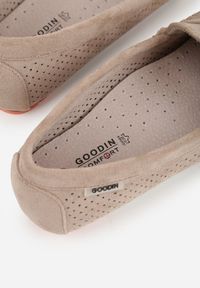 Born2be - Ciemnobeżowe Ażurowe Mokasyny ze Skórzaną Wkładką Ozdobione Przeszyciami Sylilise. Okazja: na co dzień. Kolor: beżowy. Materiał: skóra. Wzór: ażurowy, aplikacja. Styl: casual, klasyczny #8