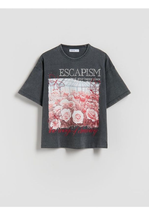 Reserved - T-shirt z nadrukiem - ciemnoszary. Kolor: szary. Materiał: bawełna. Wzór: nadruk