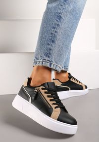 Born2be - Czarne Sneakersy na Platformie Ozdobione Suwakami Halimedia. Nosek buta: okrągły. Zapięcie: sznurówki. Kolor: czarny. Materiał: materiał. Wzór: aplikacja. Obcas: na platformie. Wysokość obcasa: niski #1
