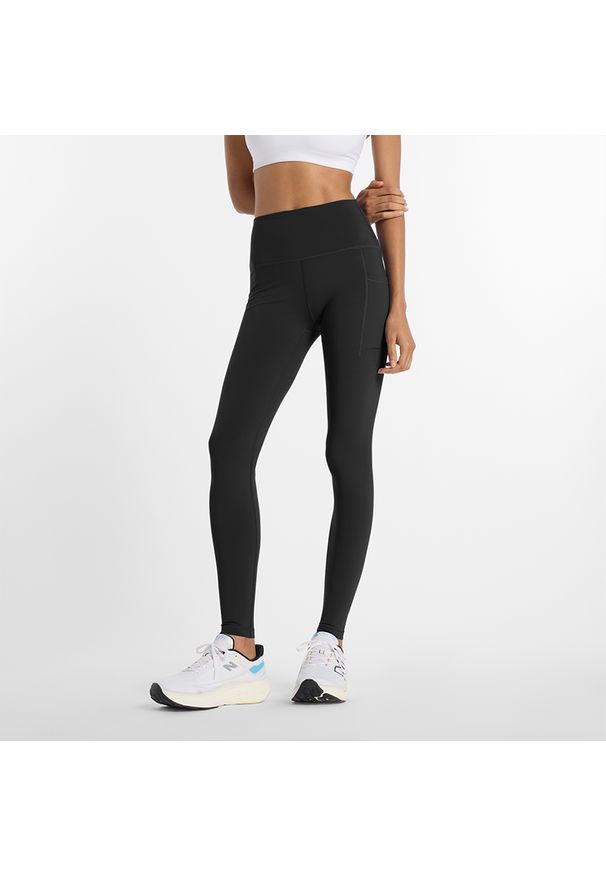 Legginsy damskie New Balance WP51275BK – czarne. Stan: podwyższony. Kolor: czarny. Materiał: poliester, materiał, lycra. Sport: fitness
