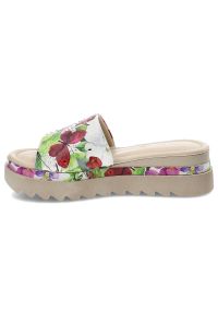 Kolorowe Klapki Venezia Wygodne Buty Damskie. Okazja: na co dzień, na spacer. Kolor: beżowy. Materiał: bawełna, skóra. Wzór: kolorowy. Sezon: lato. Styl: casual, elegancki, wakacyjny #6