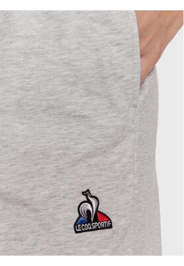 Le Coq Sportif Szorty sportowe 2220574 Szary Regular Fit. Kolor: szary. Materiał: bawełna, syntetyk