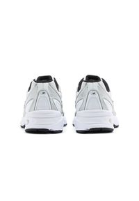 Buty unisex New Balance U740NW2 – białe. Kolor: biały. Materiał: materiał, syntetyk. Szerokość cholewki: normalna. Sezon: lato. Sport: turystyka piesza #3