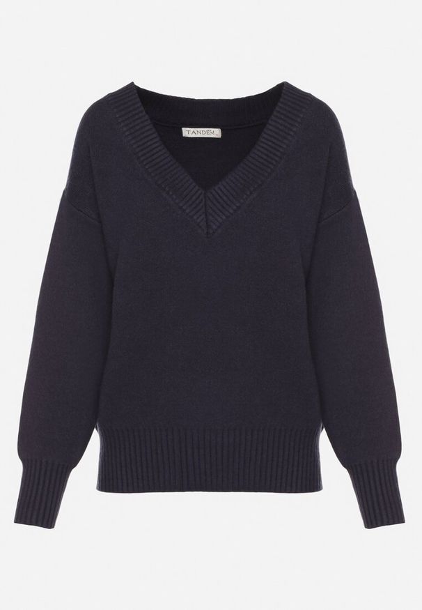 Born2be - Granatowy Sweter z Kaszmirem z Dekoltem w Serek Plenae. Okazja: na co dzień. Typ kołnierza: dekolt w serek. Kolor: niebieski. Materiał: kaszmir. Styl: elegancki, casual, klasyczny