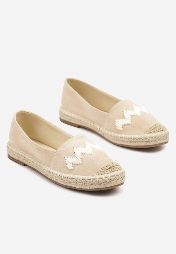 Renee - Beżowe Espadryle Ozdobione Zygzakami i Plecionym Sznurkiem Sdivisa. Kolor: beżowy. Materiał: jeans. Wzór: aplikacja