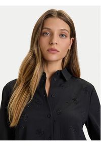 Guess Koszula W5BH80 W2982 Czarny Regular Fit. Kolor: czarny. Materiał: syntetyk