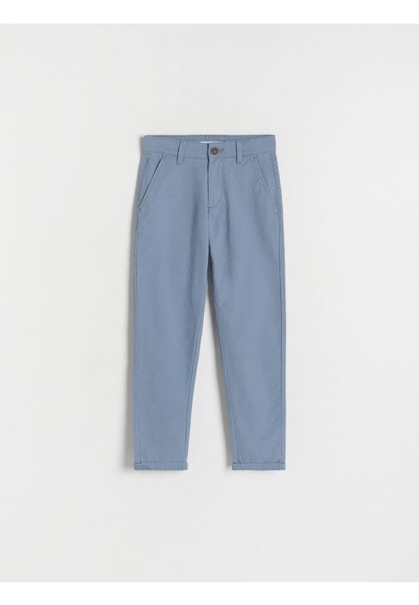 Reserved - Spodnie chino regular fit - granatowy. Kolor: niebieski. Materiał: tkanina, bawełna