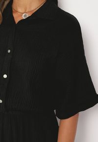 Born2be - Czarny Bawełniany Kombinezon z Koszulową Górą i Prostymi Spodniami Namsore. Kolor: czarny. Materiał: bawełna. Styl: klasyczny, elegancki #6