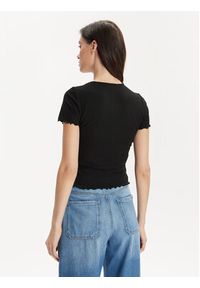 only - ONLY T-Shirt Emma 15201206 Czarny Regular Fit. Kolor: czarny. Materiał: syntetyk