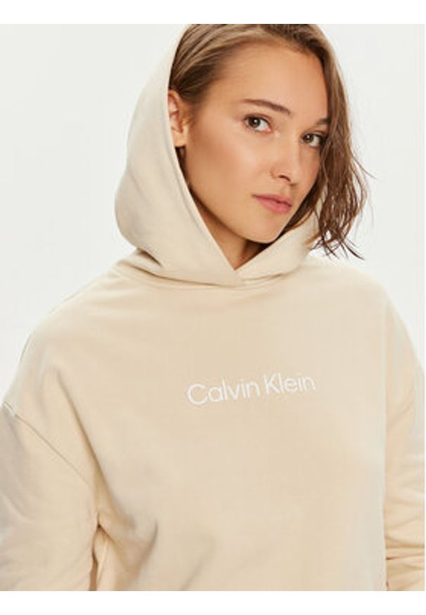 Calvin Klein Bluza Hero Logo K20K205449 Beżowy Regular Fit. Kolor: beżowy. Materiał: bawełna