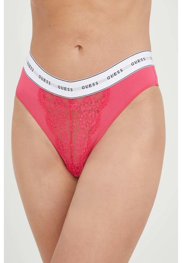Guess stringi kolor różowy z koronki. Kolor: różowy. Materiał: koronka. Wzór: koronka