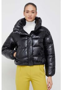 DKNY - Dkny kurtka damska kolor czarny zimowa. Okazja: na co dzień. Kolor: czarny. Wzór: aplikacja. Sezon: zima. Styl: casual #5