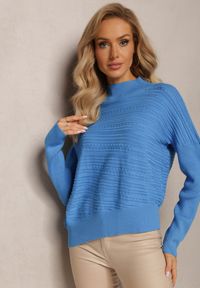 Renee - Niebieski Asymetryczny Sweter z Wełną Ozdobiony Tłoczeniem Aurorrsa. Kolor: niebieski. Materiał: wełna. Wzór: aplikacja