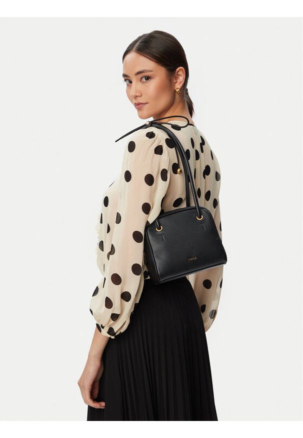 Furla Torebka Poppy S WB02064 BX4573 CN O6000 Czarny. Kolor: czarny. Materiał: skórzane