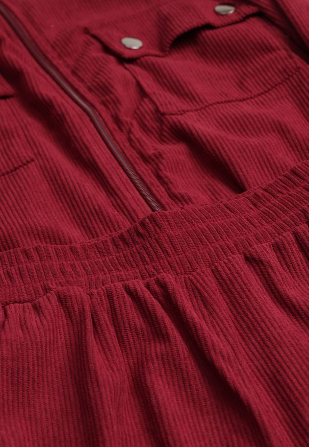 Born2be - Bordowy Komplet Dresowy z Prążkowanego Materiału Bluza z Kołnierzykiem i Spodnie z Gumką w Pasie Kerulla. Kolor: czerwony. Materiał: materiał, dresówka, prążkowany