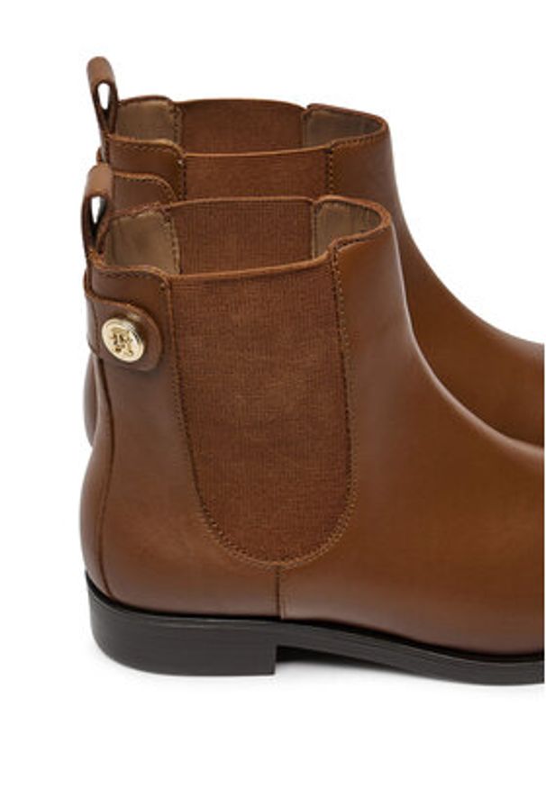 TOMMY HILFIGER - Tommy Hilfiger Sztyblety Th Stud Leather Low Chelsea FW0FW08184 Brązowy. Kolor: brązowy. Materiał: skóra