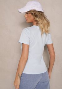 Renee - Jasnoniebieski Casualowy Bawełniany T-shirt Rivali. Okazja: na co dzień. Kolor: niebieski. Materiał: bawełna. Styl: casual #5