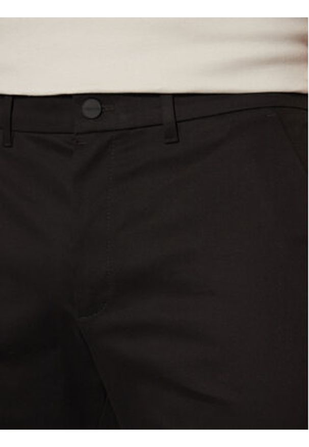 Calvin Klein Szorty materiałowe K10K114071 Czarny Slim Fit. Kolor: czarny. Materiał: bawełna