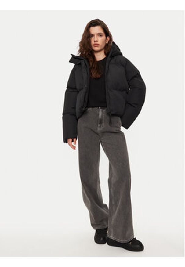 BRUNOTTI - Brunotti Kurtka zimowa Miri 2422180105 Czarny Regular Fit. Kolor: czarny. Materiał: syntetyk. Sezon: zima