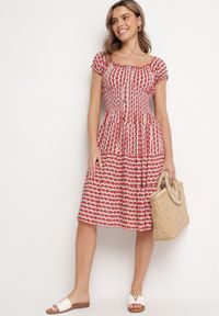 Born2be - Czerwona Sukienka z Bawełny Ozdobiona Guzikami i Bufiastymi Rękawami Ronaria. Okazja: na co dzień. Kolor: czerwony. Materiał: bawełna. Wzór: aplikacja. Sezon: wiosna, lato. Typ sukienki: sportowe. Styl: casual, sportowy, klasyczny #6