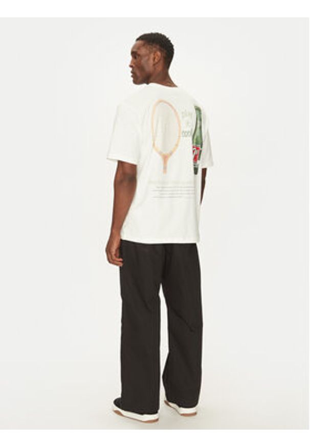 Only & Sons T-Shirt 7Up 22033847 Biały Relaxed Fit. Kolor: biały. Materiał: bawełna