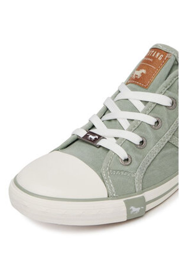 Mustang Trampki 1099-310 Zielony. Kolor: zielony. Materiał: materiał