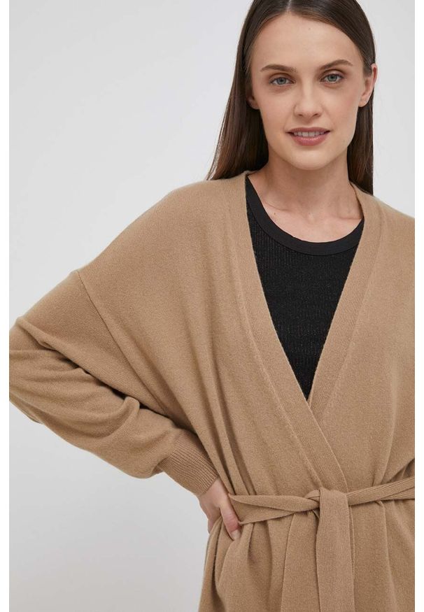 United Colors of Benetton kardigan wełniany kolor brązowy lekki. Kolor: brązowy. Materiał: wełna