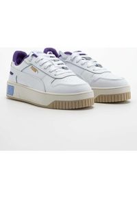 Buty do chodzenia damskie Puma Carina Street. Zapięcie: sznurówki. Kolor: biały. Materiał: tkanina, skóra, guma. Szerokość cholewki: normalna. Sport: turystyka piesza