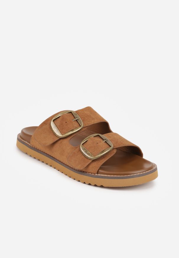 Born2be - Ciemnobrązowe Klapki VICES z Dwoma Paskami i Metalicznymi Klamrami Kaliniassi. Okazja: na co dzień. Kolor: brązowy. Materiał: jeans. Styl: casual, klasyczny, elegancki