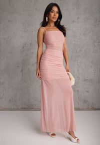 Renee - Różowa Koktajlowa Eteryczna Sukienka z Transparentnymi Elementami Dioreisis. Kolor: różowy. Materiał: wiskoza, materiał. Długość rękawa: na ramiączkach. Wzór: gładki. Styl: wizytowy. Długość: midi #6