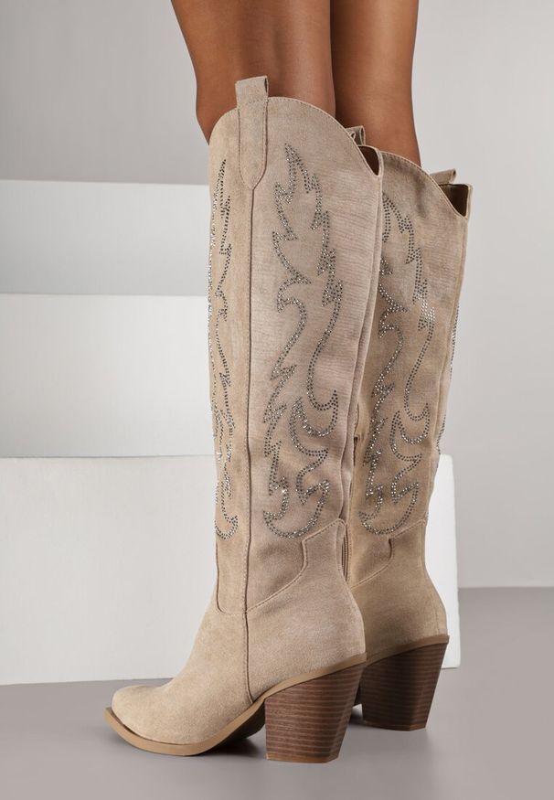 Born2be - Ciemnobeżowe Kozaki Kowbojki na Stożku z Cholewką w Cyrkoniowy Wzór Nalimia. Okazja: na co dzień. Kolor: beżowy. Materiał: jeans. Szerokość cholewki: normalna. Obcas: na stożku. Styl: boho, casual, elegancki. Wysokość obcasa: średni