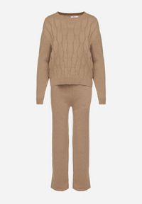 Born2be - Ciemnobeżowy Dzianinowy Komplet z Wełną i Bawełną Sweter z Tłoczonym Wzorem i Spodnie Otivra. Kolor: beżowy. Materiał: dzianina, bawełna, wełna #5