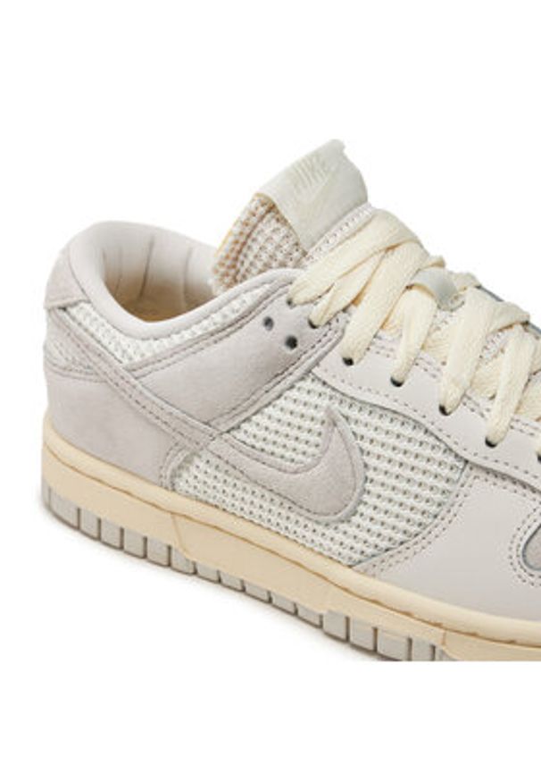 Nike Sneakersy Dunk Low HF4297 001 Biały. Kolor: biały. Materiał: mesh, materiał