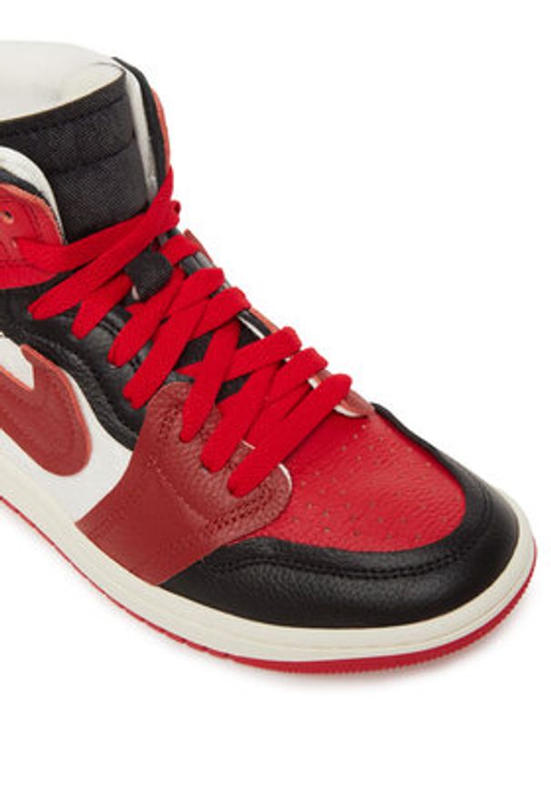 Nike Sneakersy Air Jordan 1 Mm High FB9891 600 Czerwony. Kolor: czerwony. Materiał: skóra. Model: Nike Air Jordan