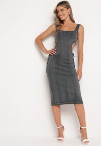 Born2be - Ciemnoszara Bawełniana Sukienka na Ramiączkach ze Ściągaczami i Wycięciami po Bokach Nestanina. Kolor: szary. Materiał: bawełna. Długość rękawa: na ramiączkach. Styl: elegancki #1