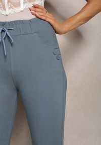 Renee - Niebieskie Spodnie z Elastycznej Bawełny z Marszczoną Gumką w Pasie Achome. Kolor: niebieski. Materiał: bawełna #3