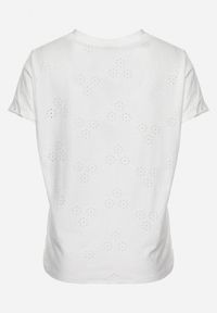Born2be - Biały T-shirt z Haftowanej Tkaniny Clexbia. Okazja: na co dzień. Kolor: biały. Materiał: tkanina. Wzór: haft. Styl: casual, elegancki #7