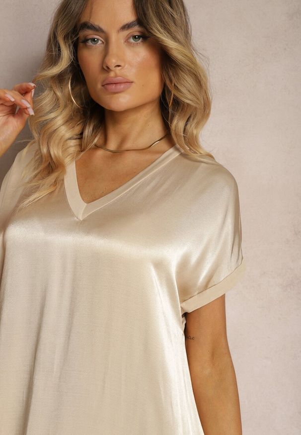 Renee - Beżowa Casualowa Sukienka z Wiskozy Oversize o Pudełkowym Kroju Morarose. Okazja: na co dzień. Kolor: beżowy. Materiał: wiskoza. Typ sukienki: oversize. Styl: casual