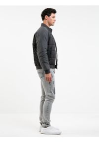 Big-Star - Spodnie jeans męskie z przetarciami Terry Carrot 991. Kolor: szary. Styl: klasyczny