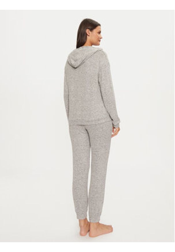 SELMARK - Selmark Piżama P8276 Szary Relaxed Fit. Kolor: szary. Materiał: wiskoza